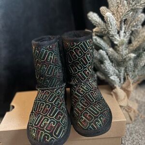 Ugg Black Logo Boots